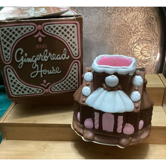 Vintage Avon Gingerbread House Candle Frankincense And Myrrh Fragrance Boxed - Picture 1 of 16
